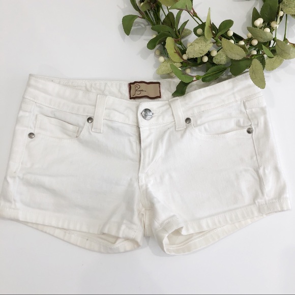 PAIGE Pants - PAIGE Denim white shorts size 24